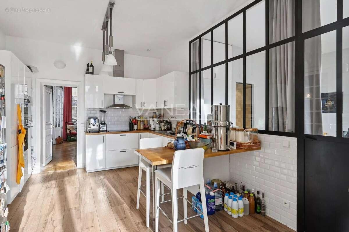 Appartement à PARIS-9E