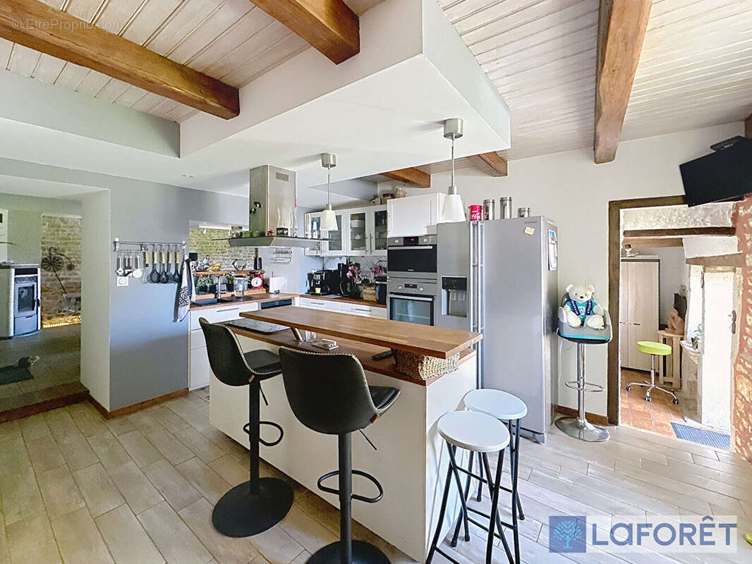 Maison à PERROGNEY-LES-FONTAINES