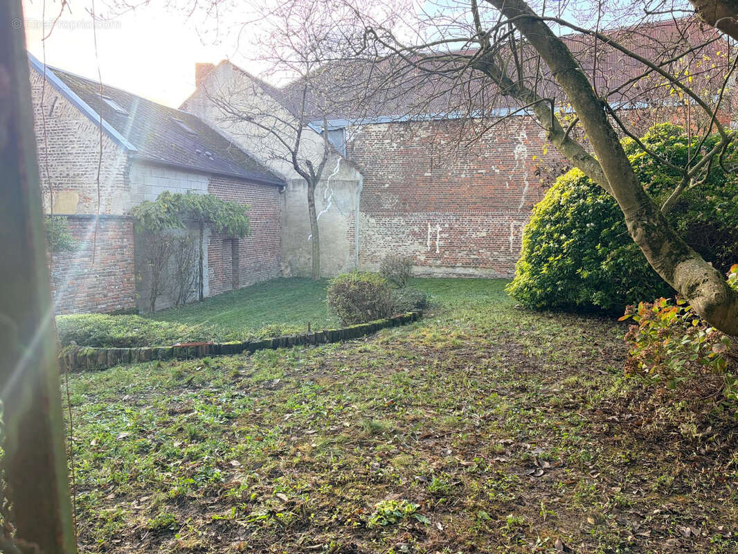 Maison à CRECY-SUR-SERRE