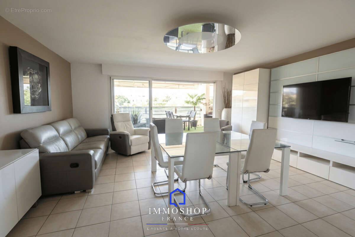 Appartement à MARSEILLE-8E