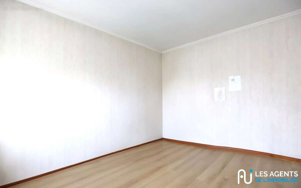 Appartement à FLEURY-LES-AUBRAIS