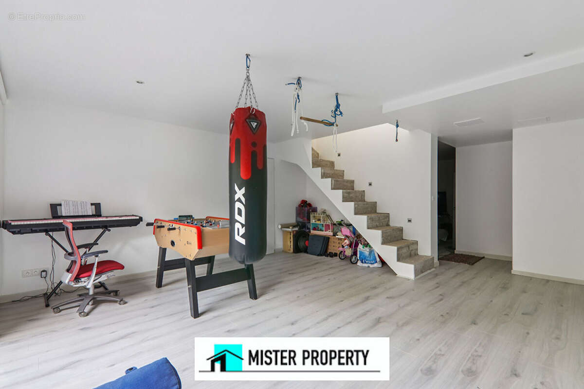 Maison à MAISONS-LAFFITTE