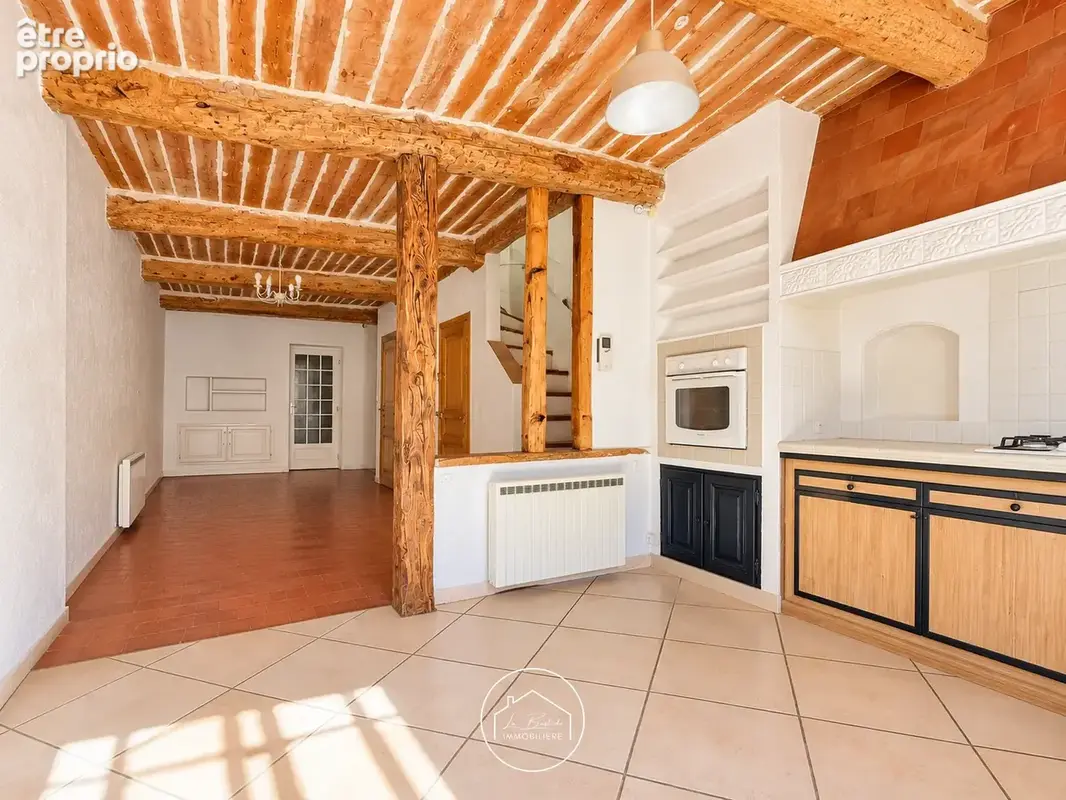 GÉMENOS au cœur du village   Charmant triplex 4 pièces de 91.56 m2. - photo 24