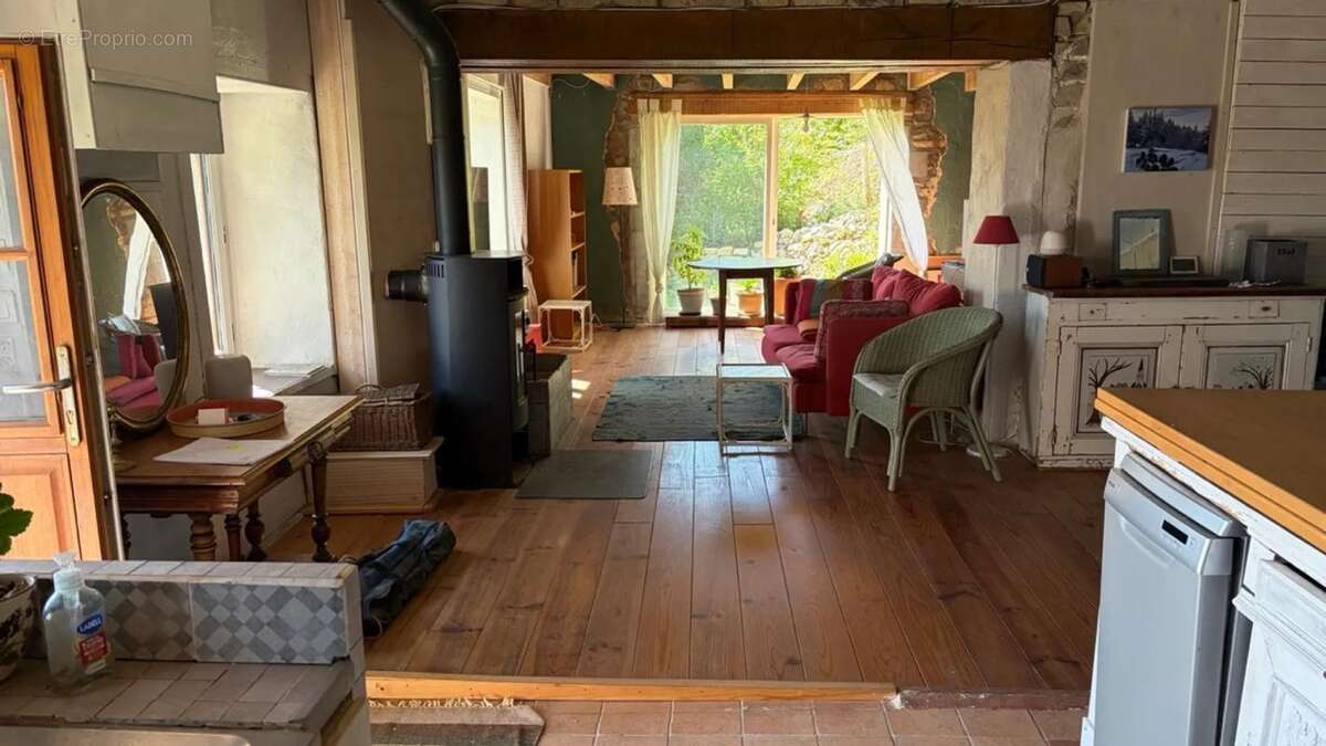 Maison à CHENELETTE