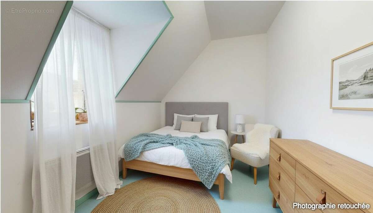 Commerce à VILLENEUVE-SUR-YONNE