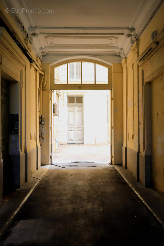 Appartement à MARSEILLE-2E