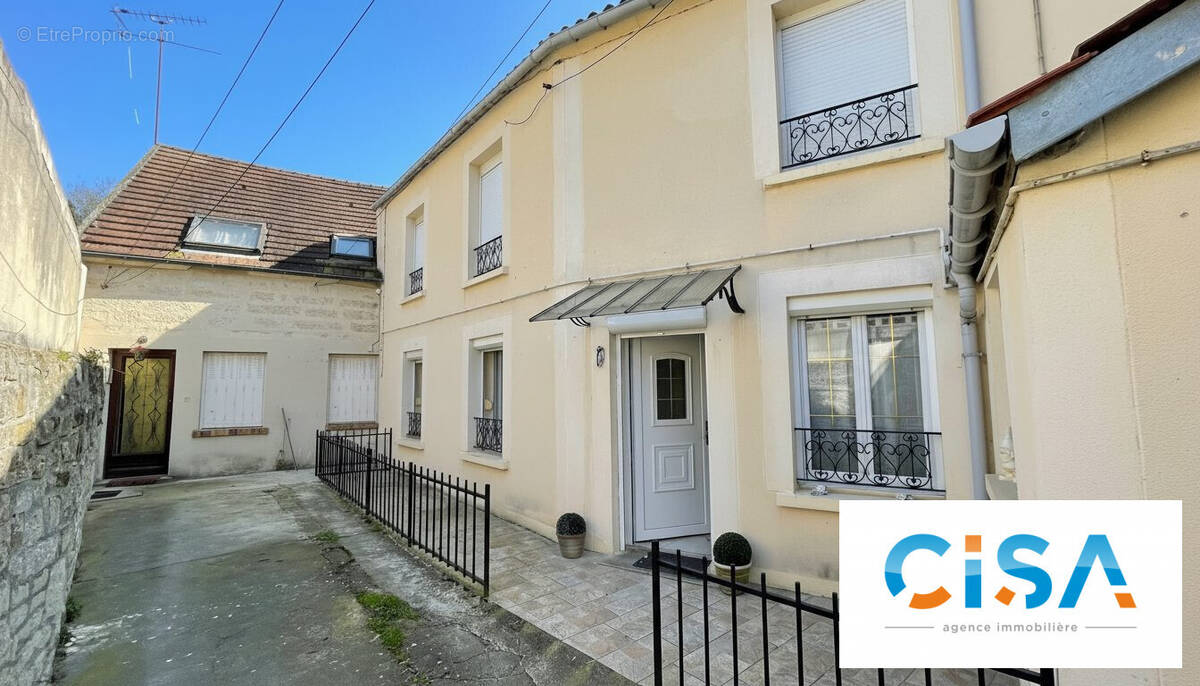 Maison à MONTATAIRE