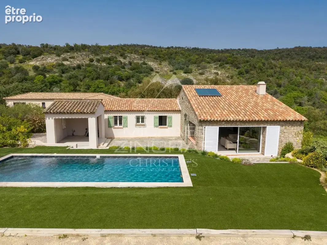 Villa en pierre rénovée en 2024 - Village du Plan de la Tour - photo 3