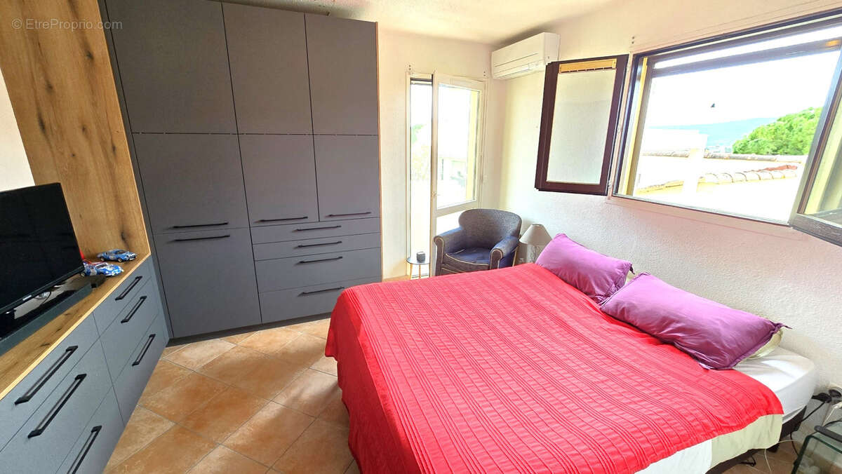 T3 d'exception avec 2 terrasses, vue panoramique - photo 7
