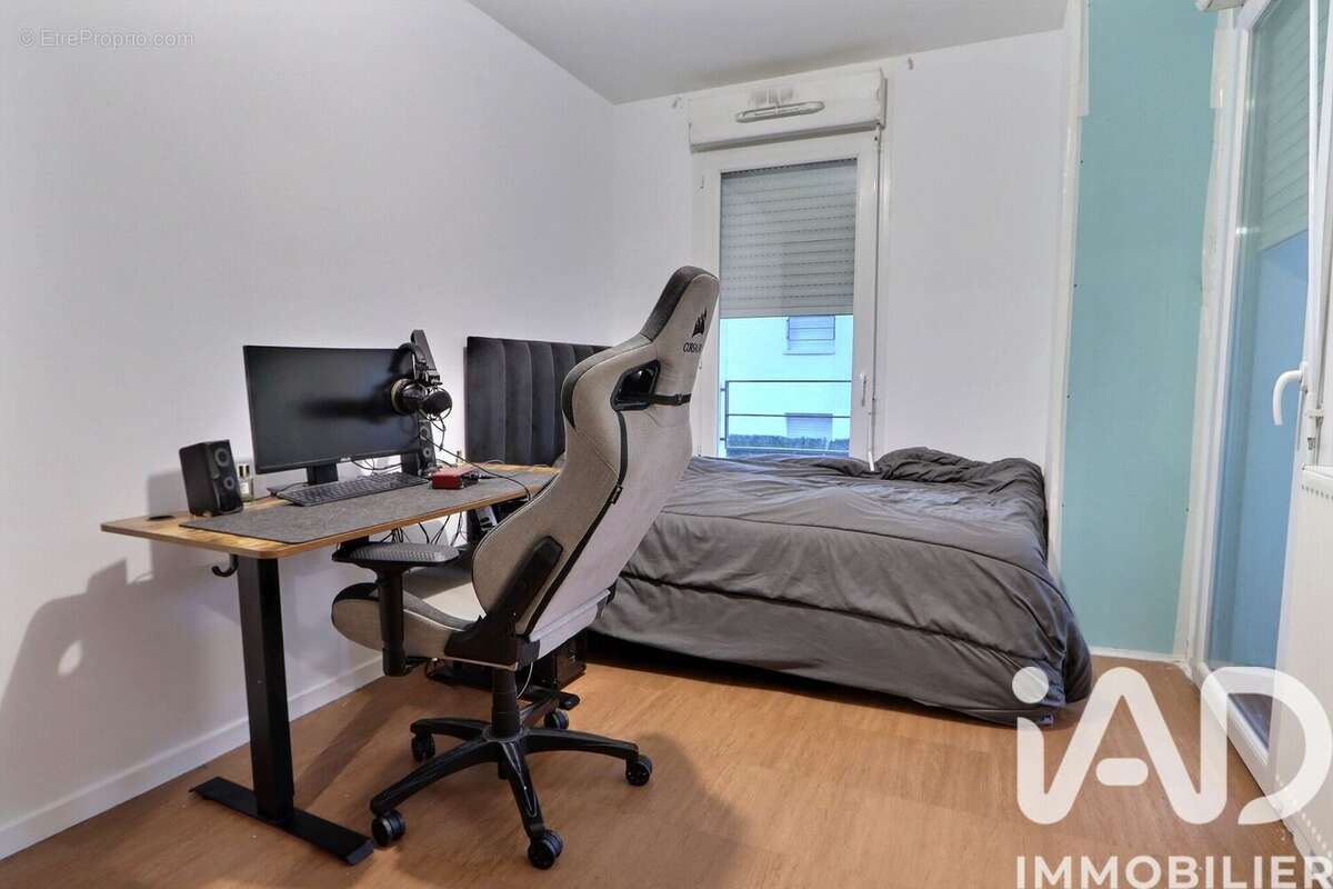 Appartement 62 m² à Stains  - photo 3