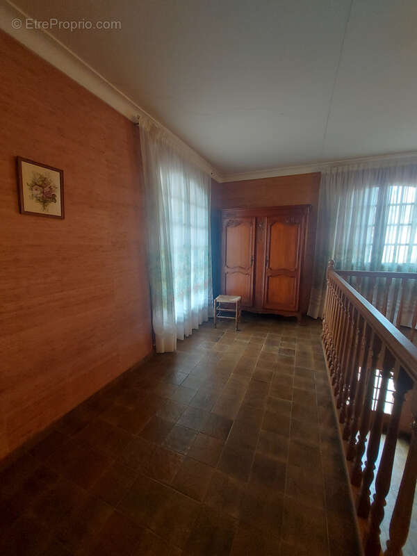 A Villelongue de la salanque grande maison de village avec potentiel - photo 12