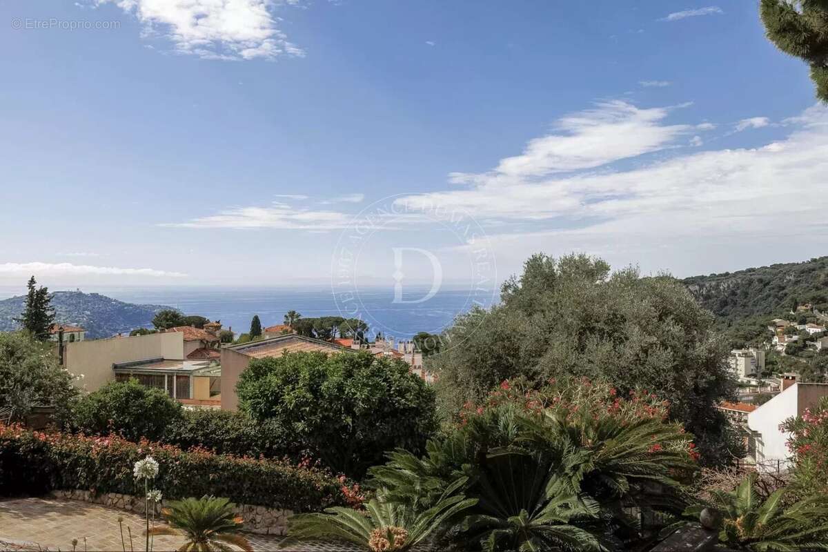 Appartement à VILLEFRANCHE-SUR-MER