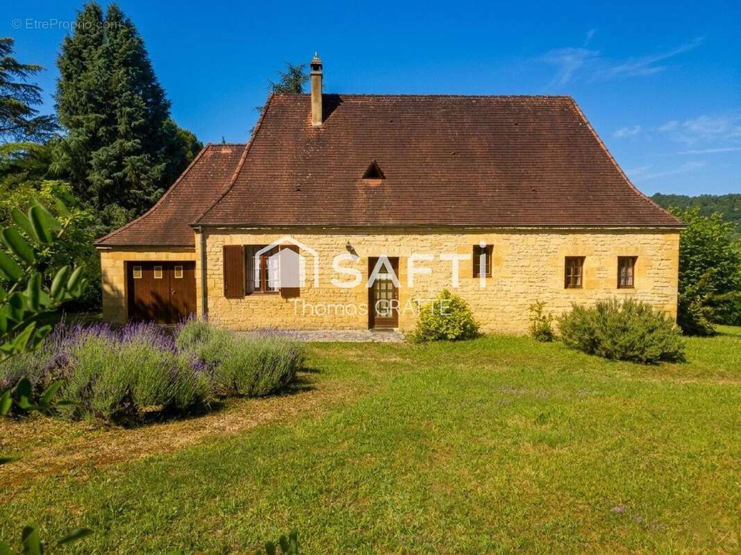 Maison 116 m² à Sarlat-La-Caneda  - photo 3