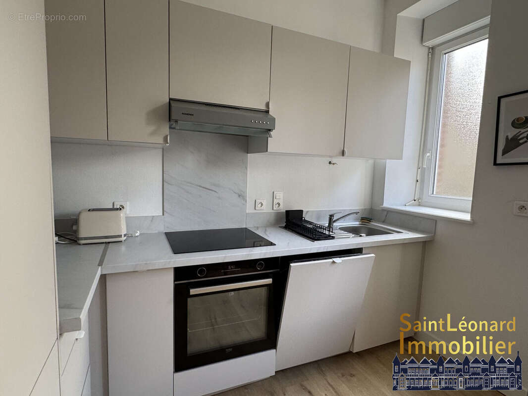 Appartement 83 m² à Fougeres  - photo 6