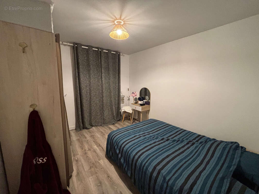 Appartement à SAINT-CYR-SUR-LOIRE