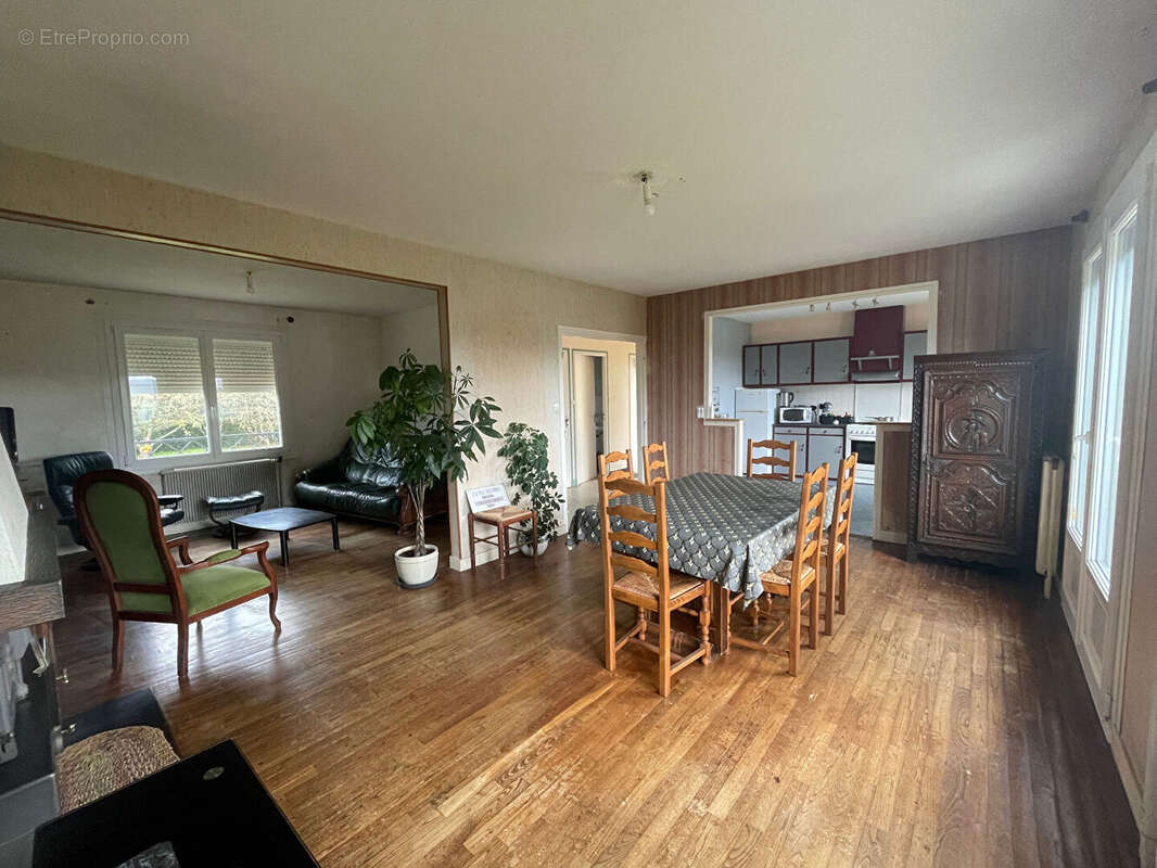 Maison à PLOUGONVEN