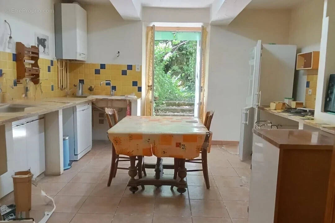 Maison à SAINT-HIPPOLYTE-DU-FORT