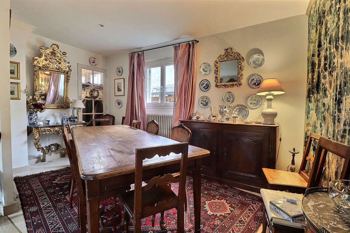 Maison à L'ETANG-LA-VILLE