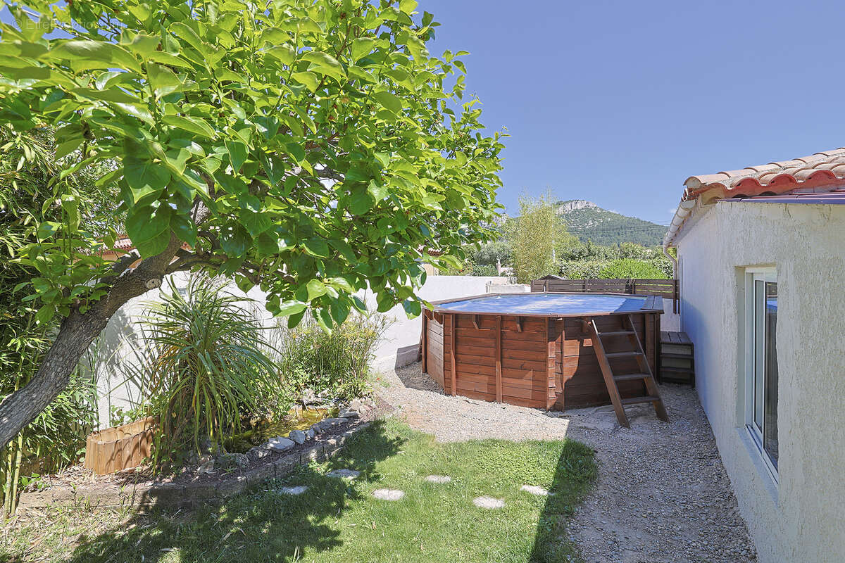 Maison à LA VALETTE-DU-VAR