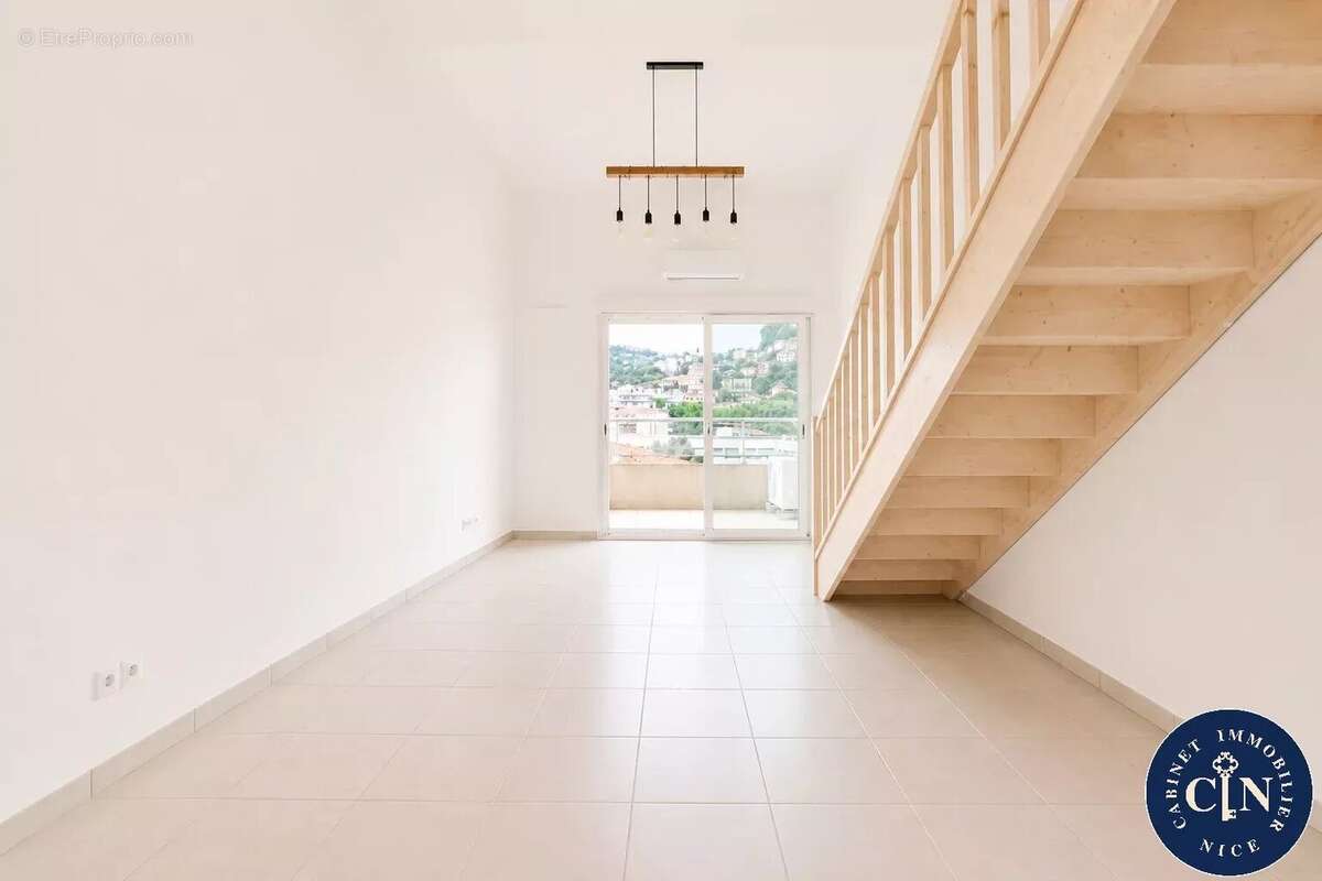Appartement 93 m² à Nice  - photo 3