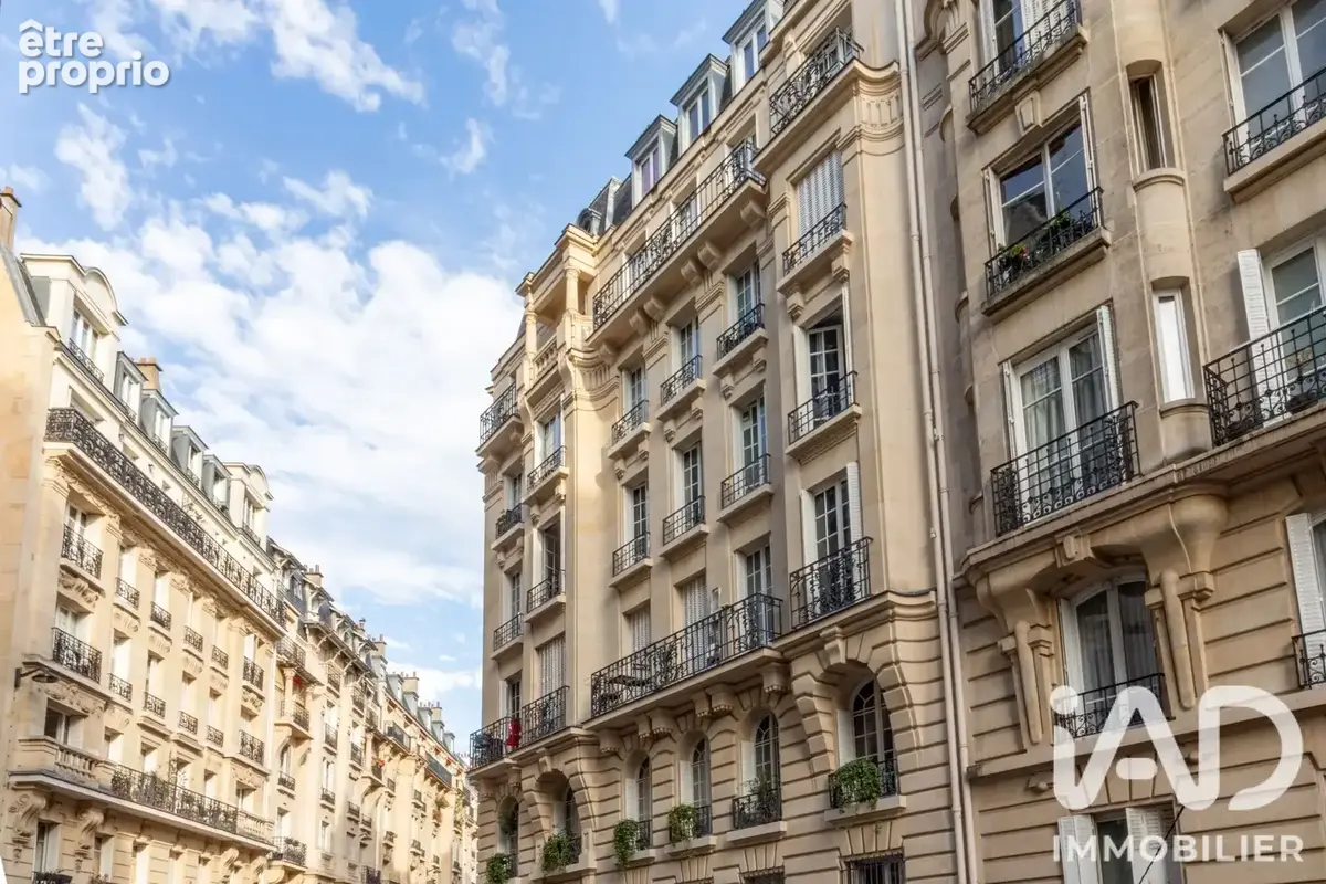 Photo 1 - Appartement à PARIS-16E