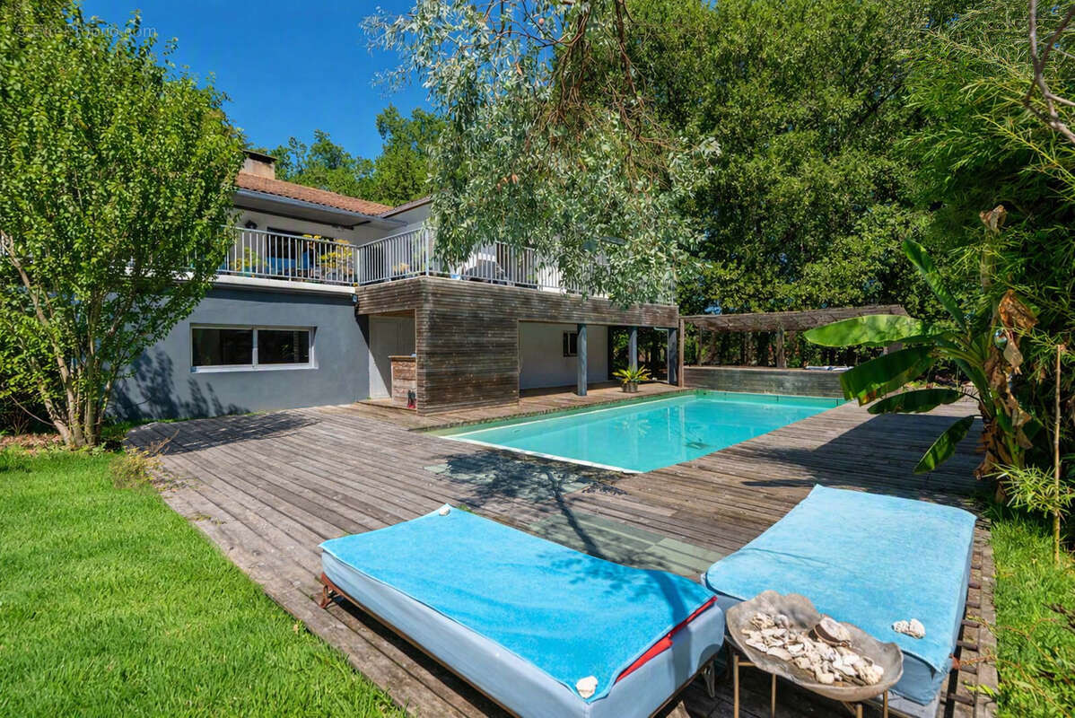 Maison 225 m2 - parc de 8100 m2 - bel environnement - photo 3