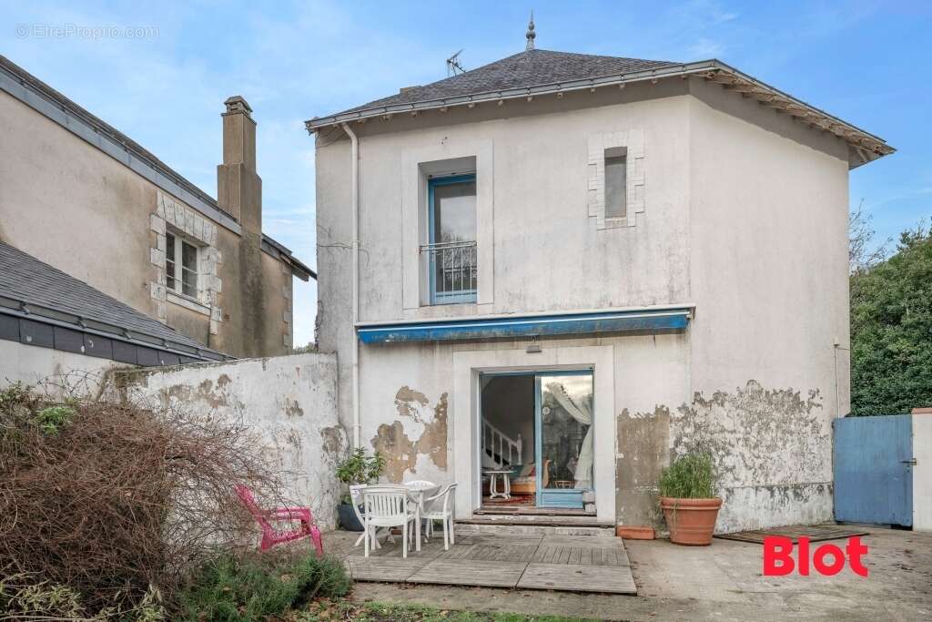 Maison à LE POULIGUEN