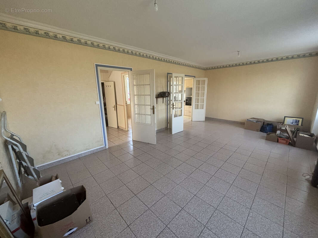 Maison à PLOUGUERNEAU