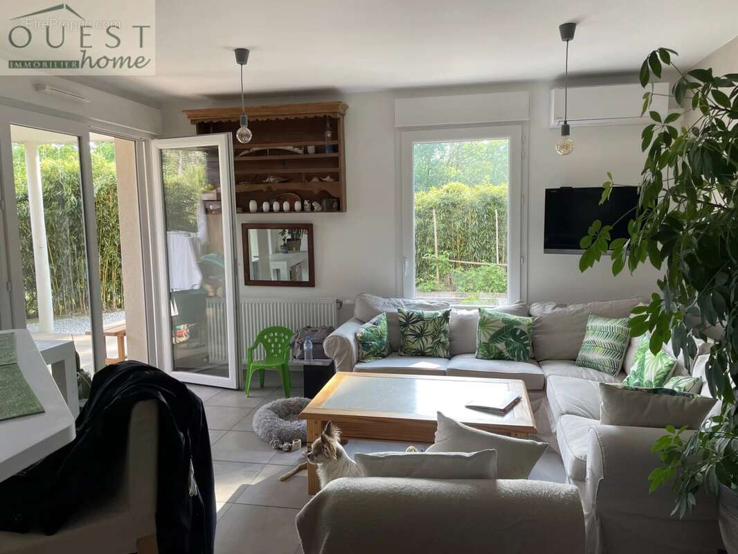 Appartement à FRANCHEVILLE