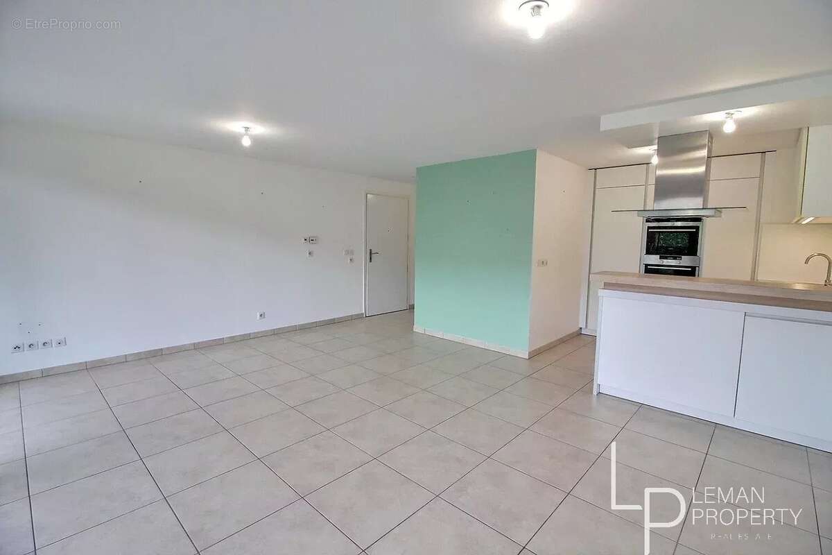 Appartement à CHENS-SUR-LEMAN