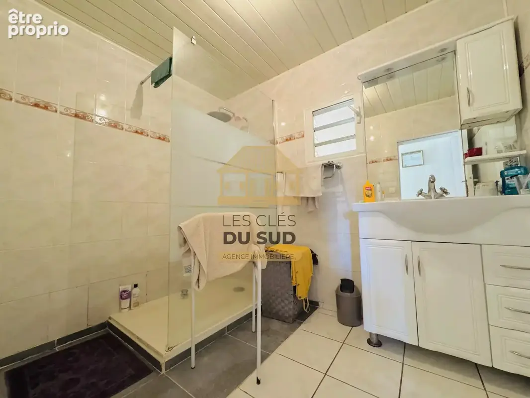 Saint-joseph – maison f3/4 plain-pied avec jardin – proche du centre - photo 8