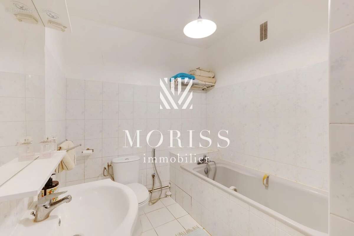 Appartement à PARIS-14E