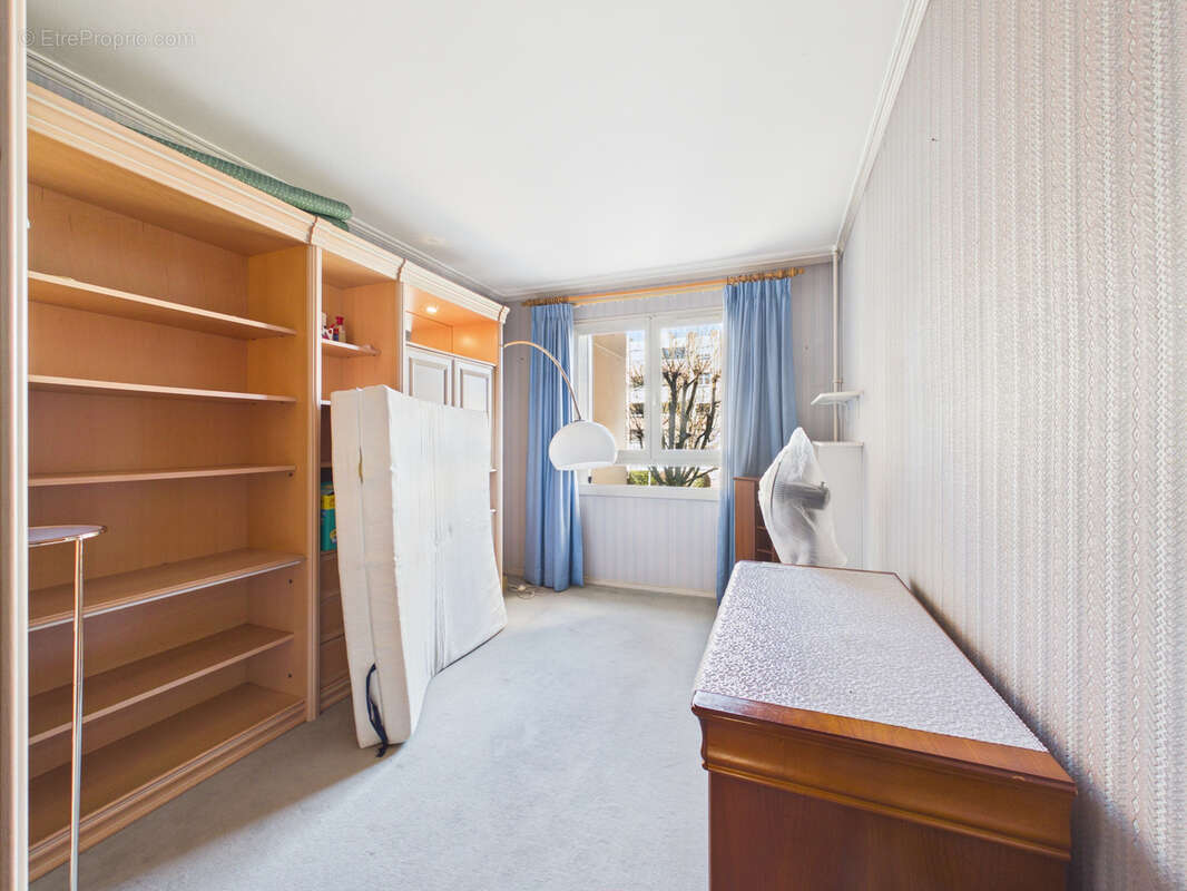 Appartement à SARTROUVILLE