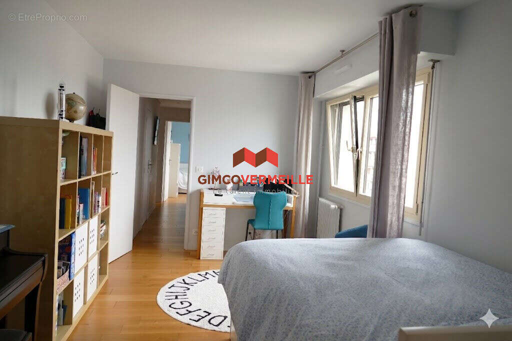 Appartement à RUEIL-MALMAISON