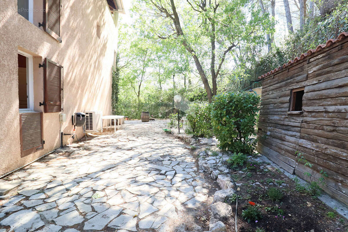 Appartement à AIX-EN-PROVENCE