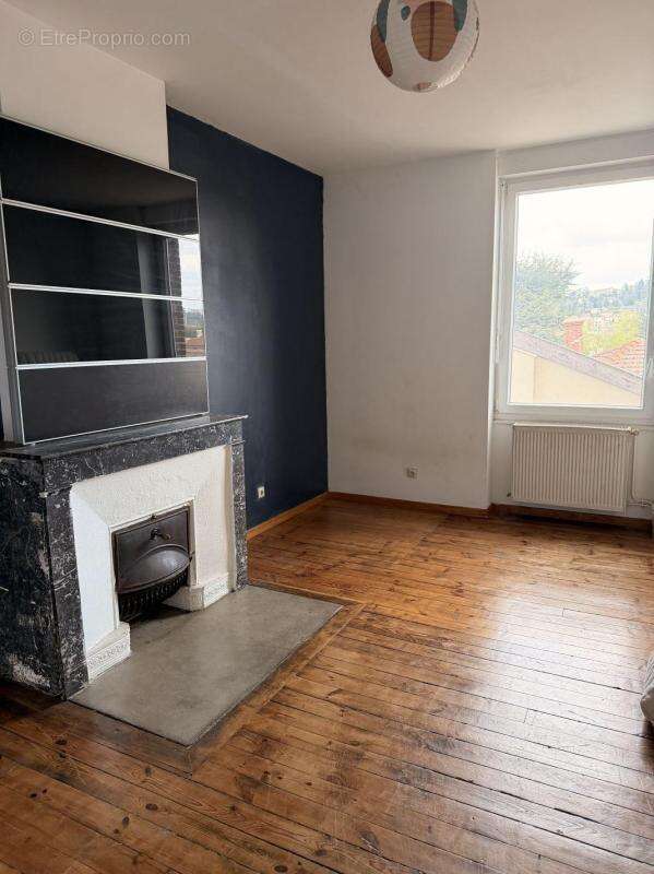 Appartement à SAINT-ETIENNE