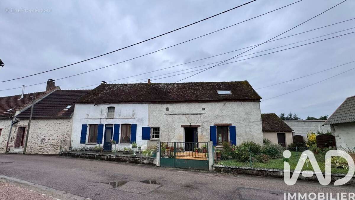 Maison 153 m² à Saint-Aubin  - photo 2