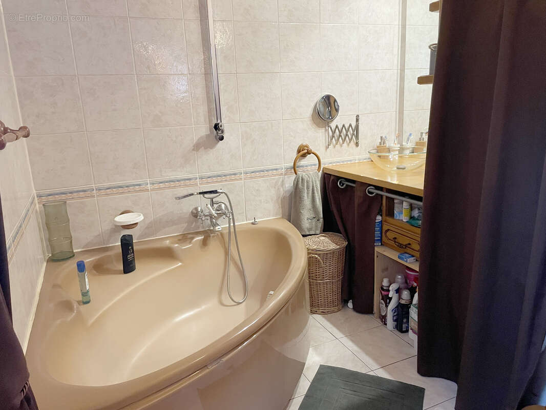 Maison à SAINTE-GENEVIEVE