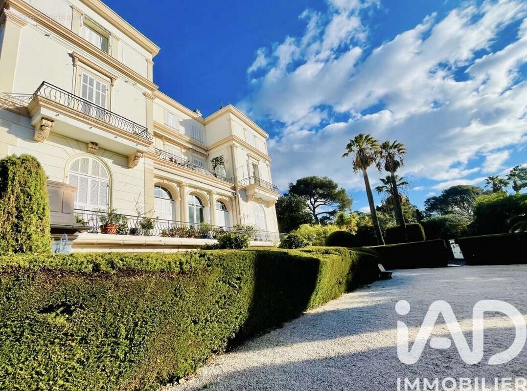 Appartement 110 m² à Saint-Raphael  - photo 2