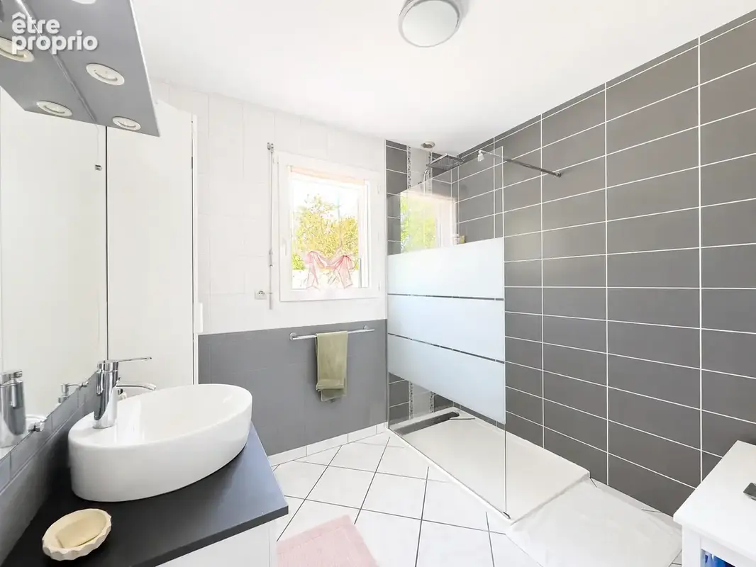 Maison 7 Pièces - 180m2 - photo 9