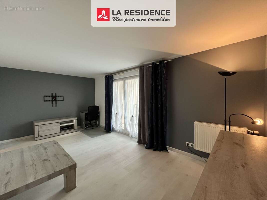 Appartement à SAINT-OUEN-L'AUMONE