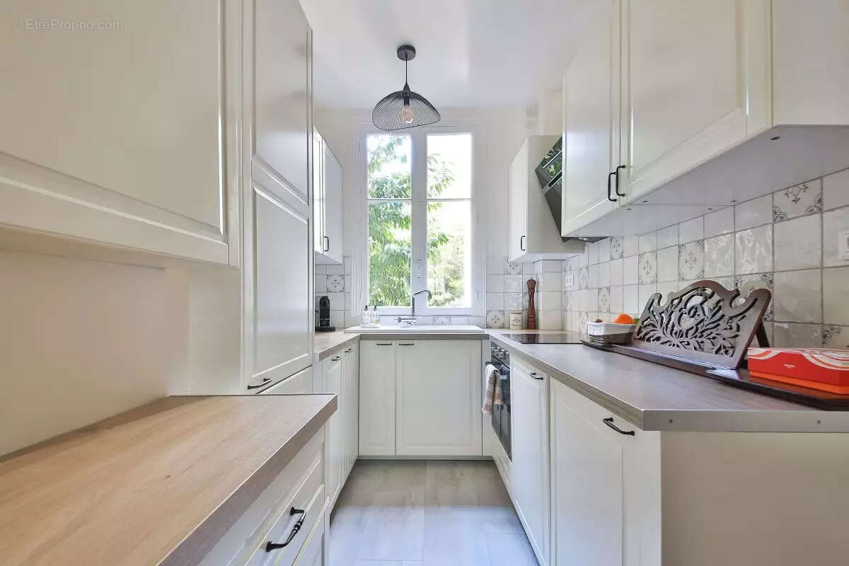 Paris 16ème - Village d'Auteuil - Appartement 4 pièces de 110m2 - photo 11