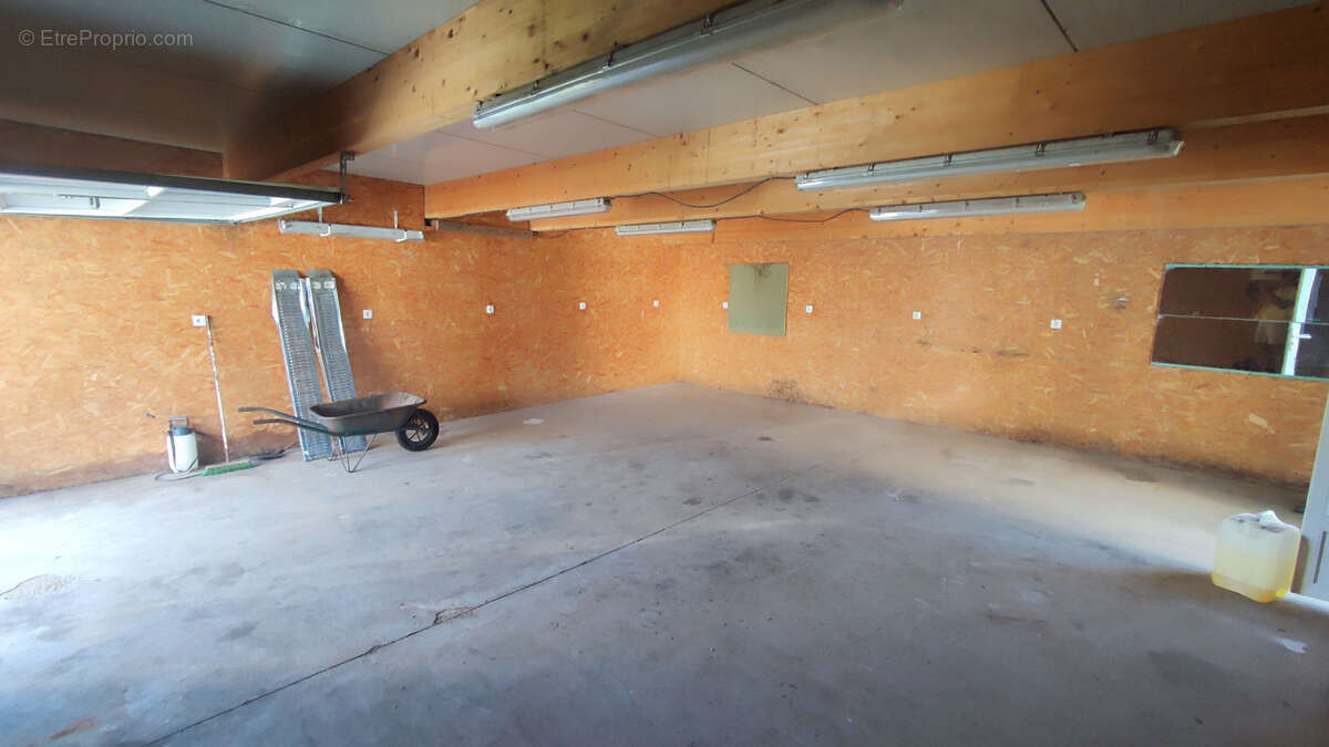 Maison plain pied 120 m2 - secteur calme proche des commodites - photo 13