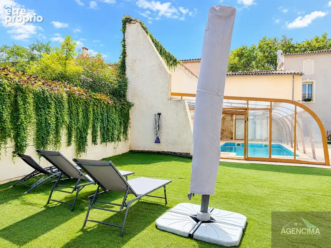 Demeure de prestige pleine d'histoire, avec garage, appartement T3 et jardin - photo 4