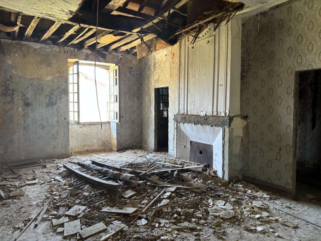 maison de village a réstaurer - photo 10