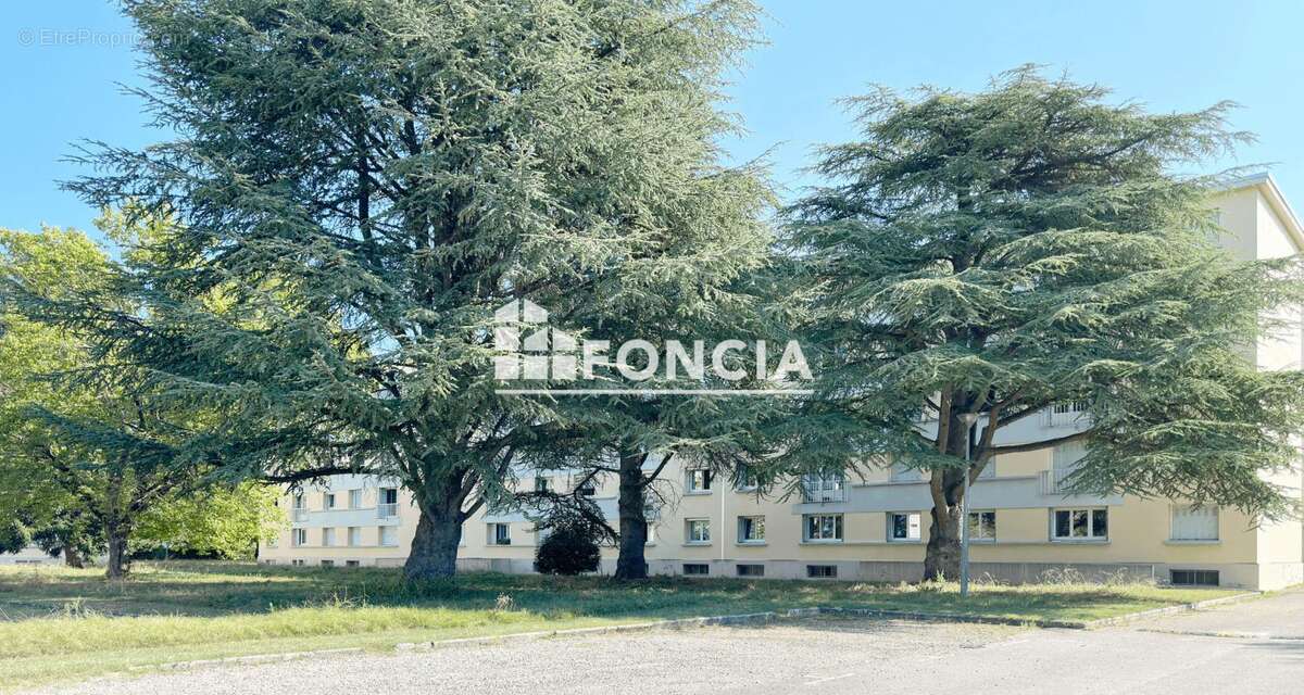 Appartement à BOURGOIN-JALLIEU