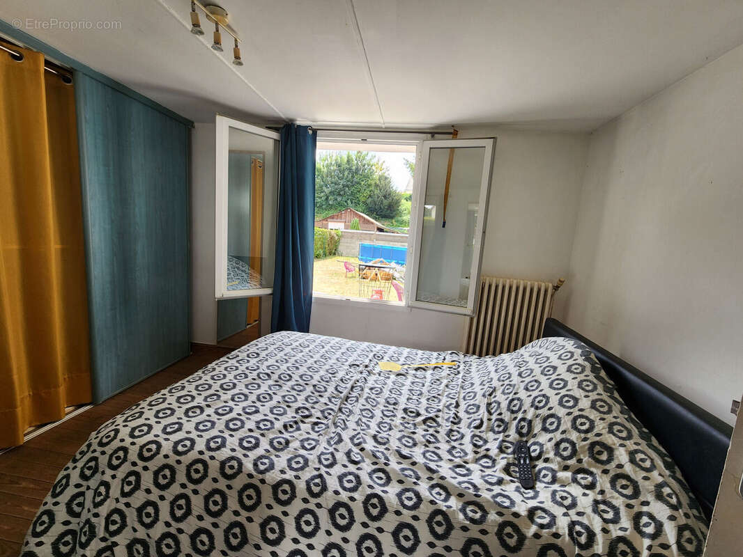 Maison 75 m² à Longpre-Les-Corps-Saints  - photo 5