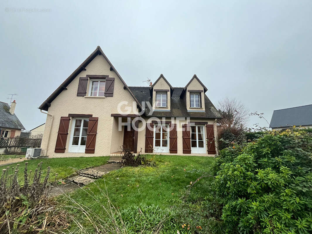 Maison à LA MEMBROLLE-SUR-CHOISILLE