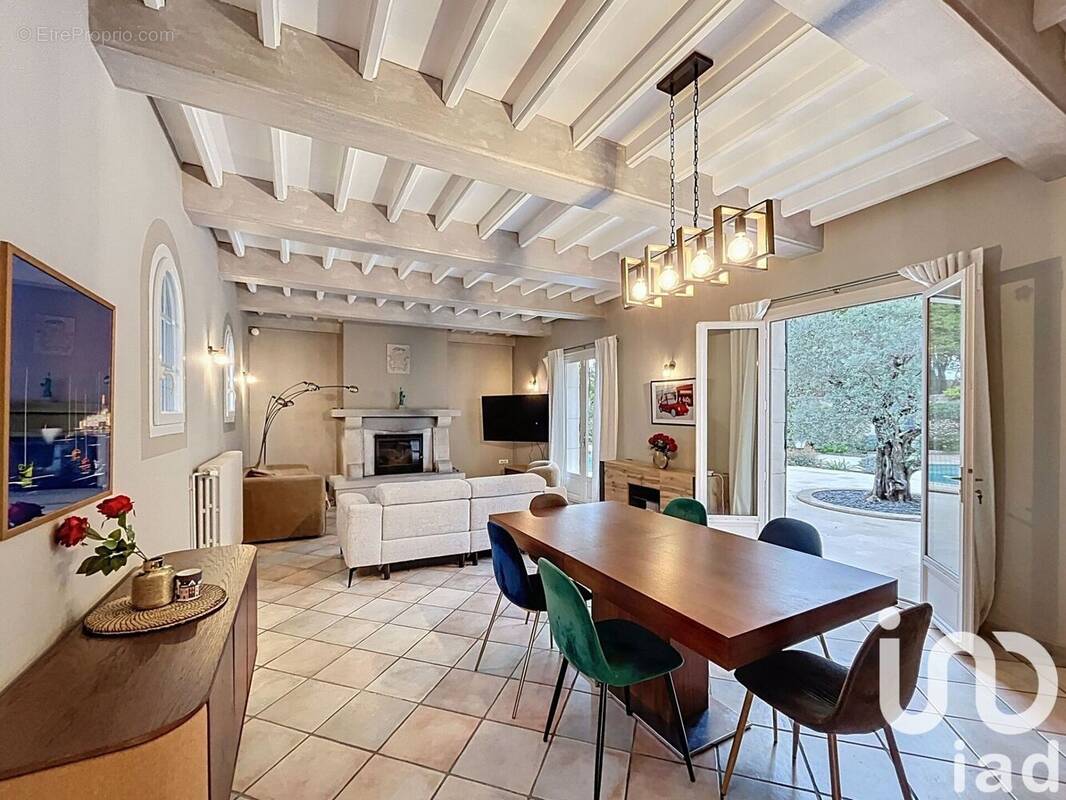 Photo 1 - Maison à LORIOL-DU-COMTAT