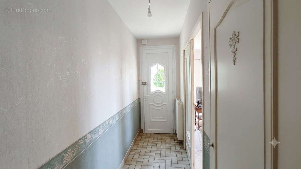 Maison à CHATELLERAULT
